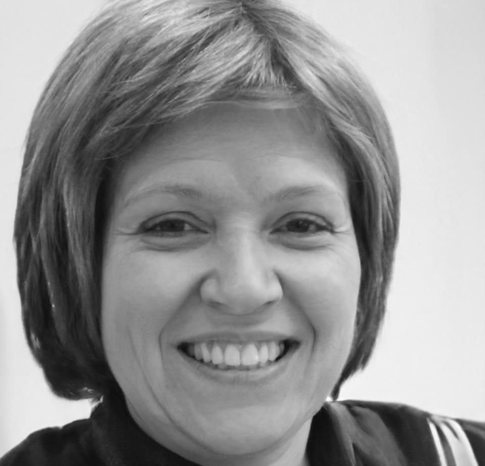 Portrait de Solène Moreau, experte en finances personnelles